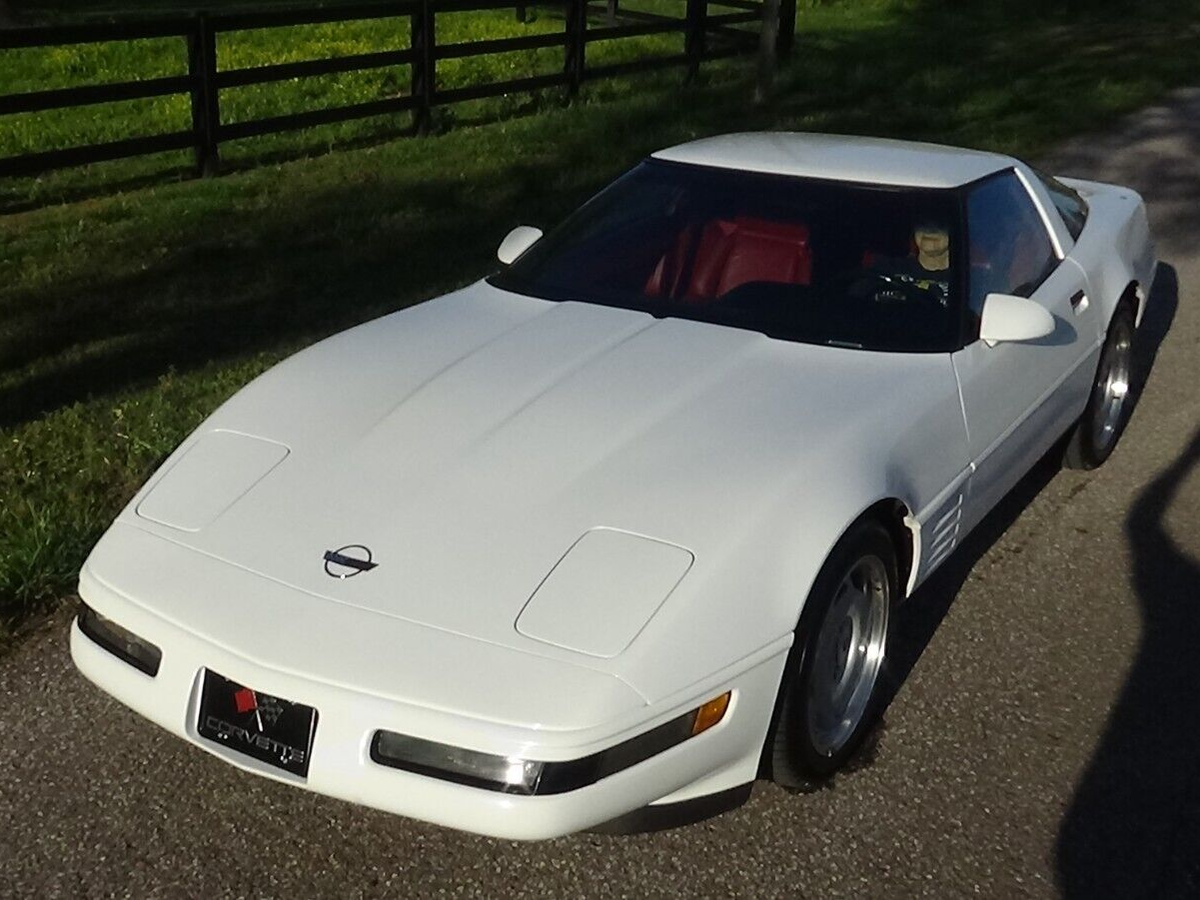 1992 Chevrolet Corvette 37,980 MILES     5.7 LT-1 - photo 5