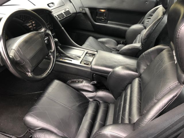 1992 Chevrolet Corvette Base Hatchback 2-Door - photo 7