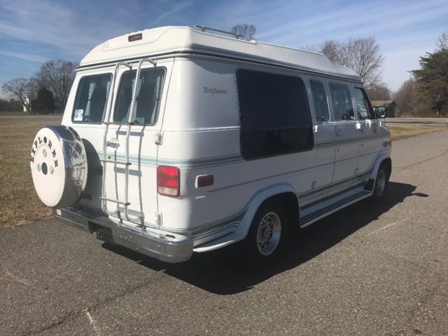 1992 Chevrolet G20 Van Explorer conversion - photo 3