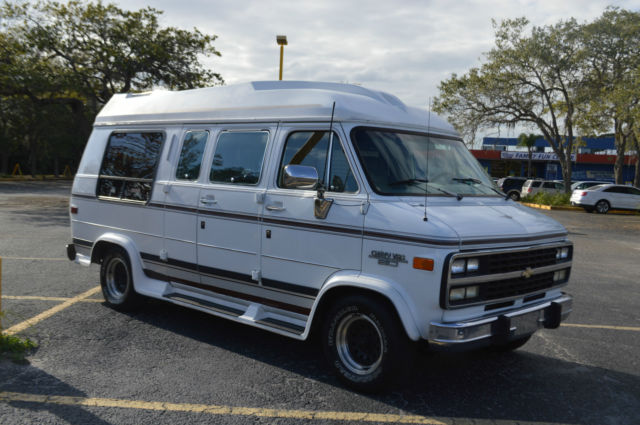 1992 Chevrolet G20 Van Sportvan Extended Passenger Van 3-Door - photo 7
