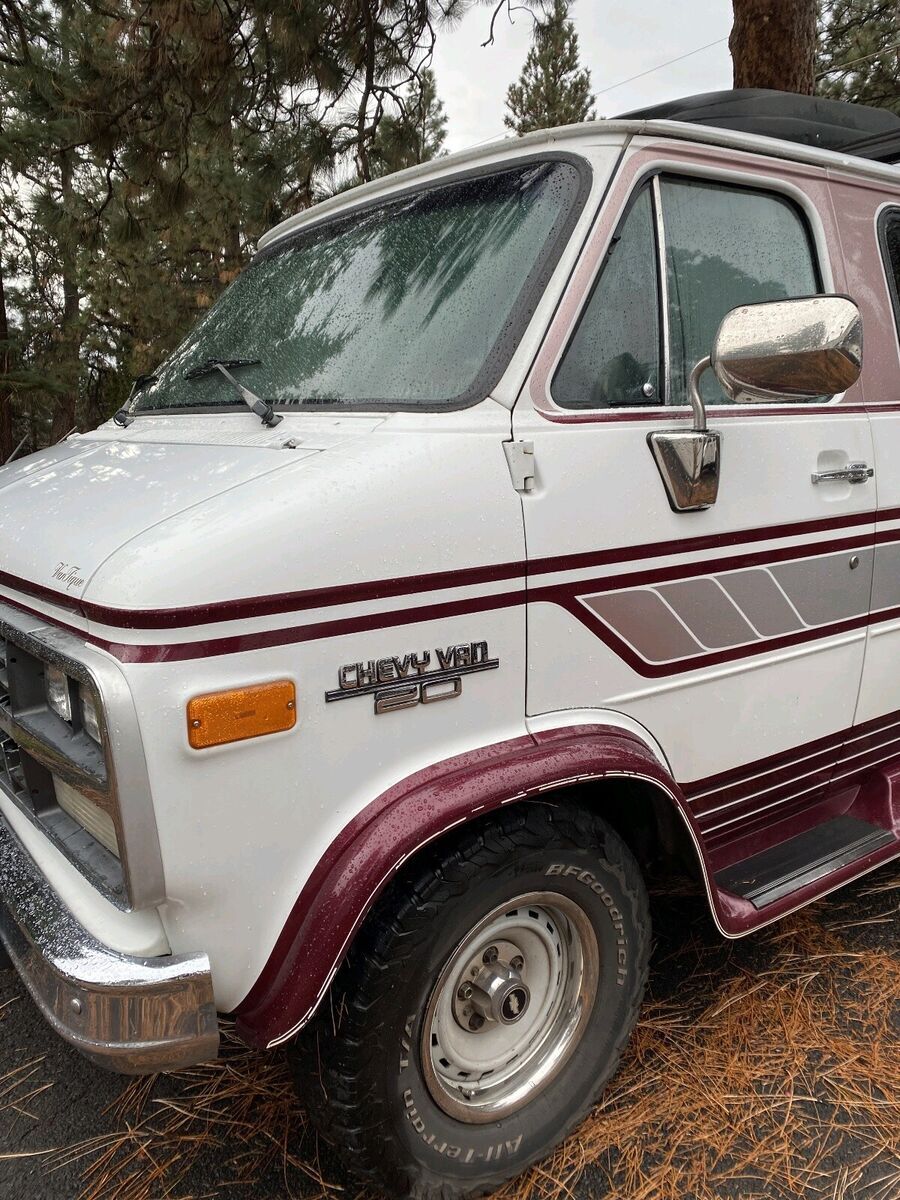 1992 Chevrolet G20 - photo 12