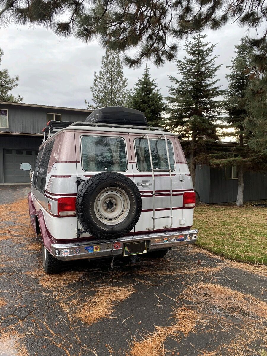 1992 Chevrolet G20 - photo 2