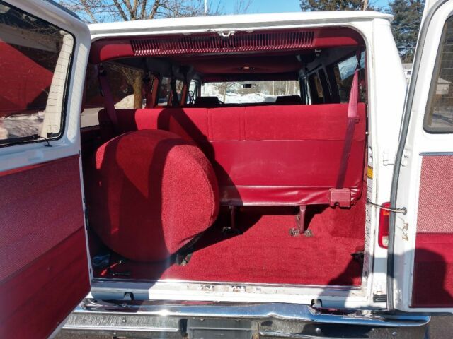 1992 Chevrolet G20 Van Beauville - photo 8