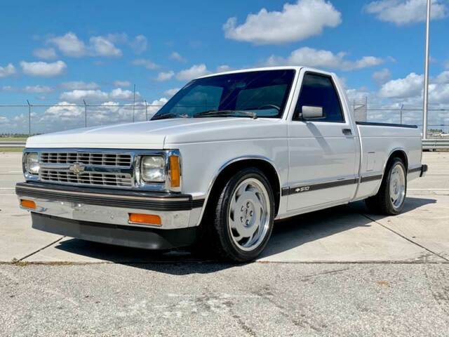 1992 Chevrolet S-10 Base 2dr Standard Cab SB - photo 8