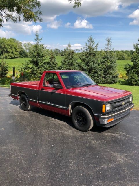 1992 Chevrolet S10 Red/Black 5spd 2.8 V6 Lowered 2wd 1992 Chevrolet S-10