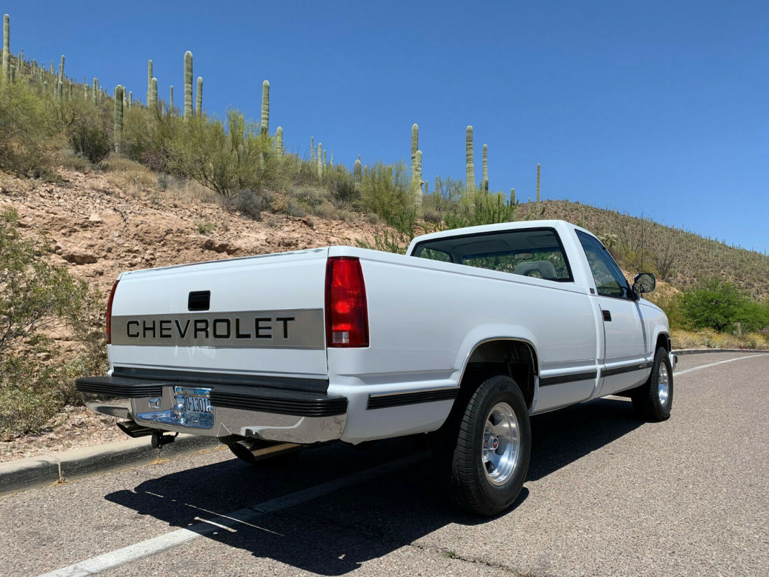 1992 Chevrolet Silverado 1500 C1500 - photo 2