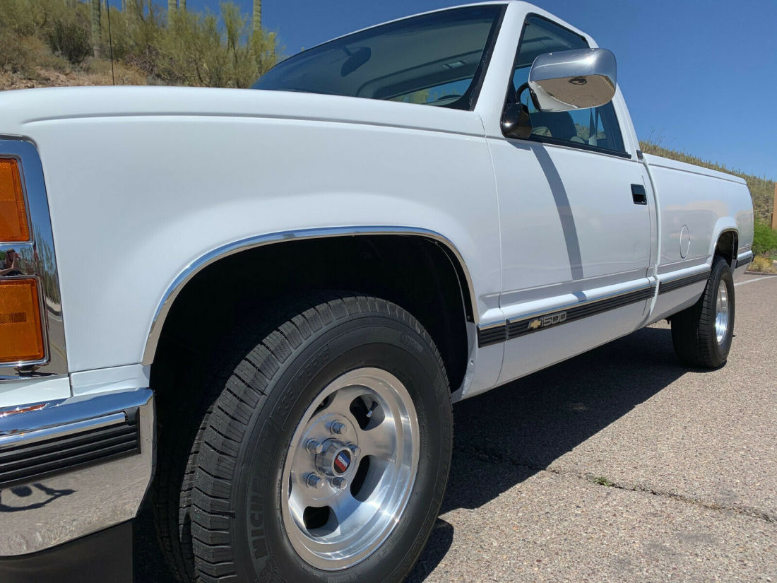 1992 Chevrolet Silverado 1500 C1500 - photo 8