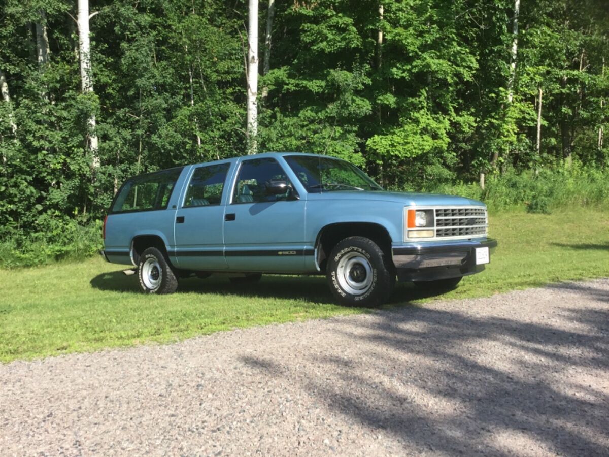 1992 Chevrolet Suburban - photo 2