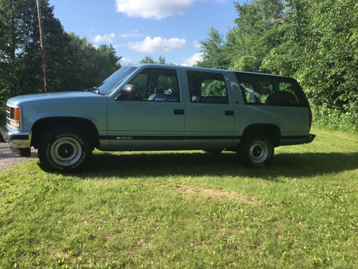 1992 Chevrolet Suburban - photo 4