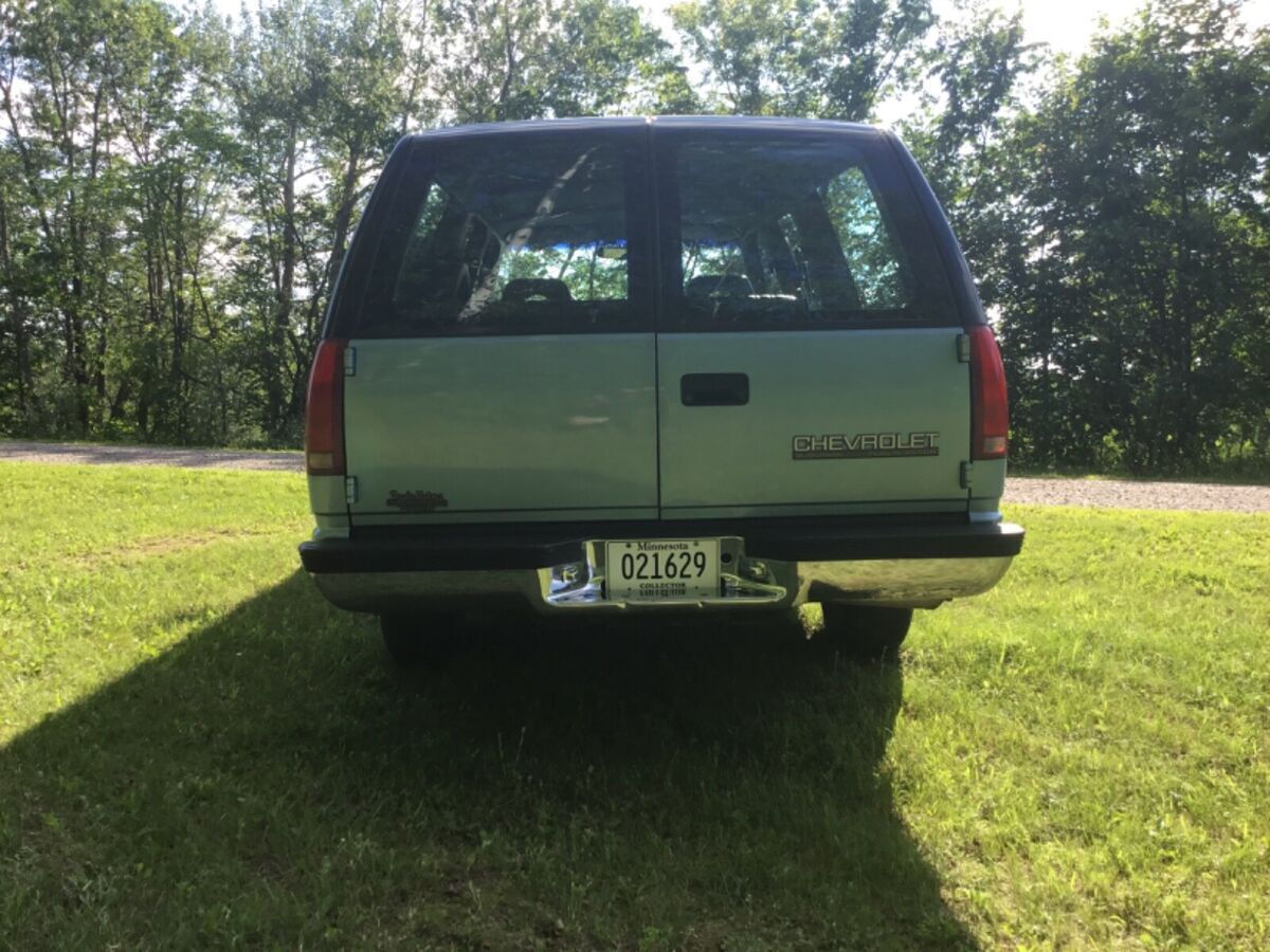 1992 Chevrolet Suburban - photo 6