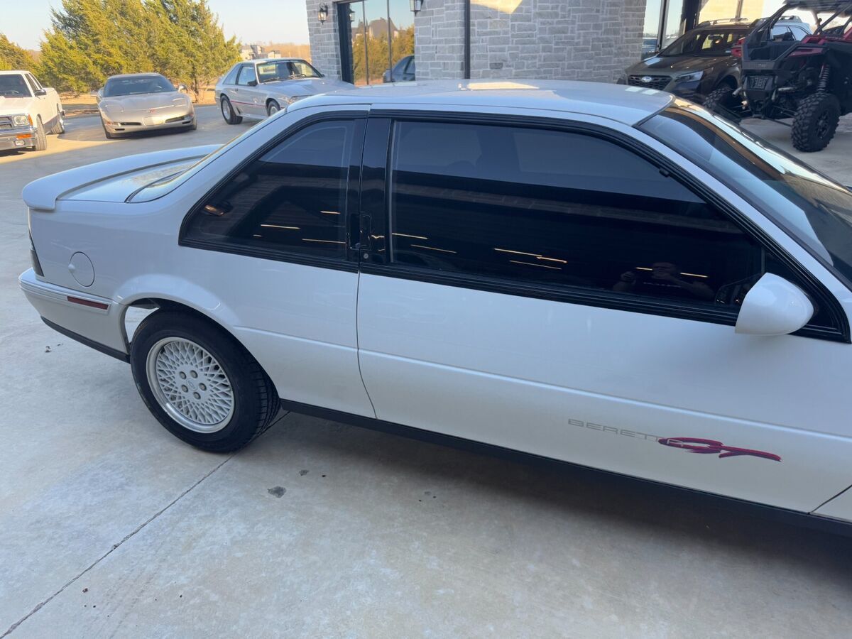 1992 Chevrolet Beretta - photo 3