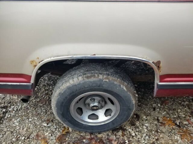 1992 Chevrolet C/K Pickup 1500 - photo 4