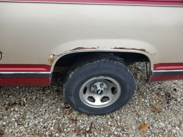 1992 Chevrolet C/K Pickup 1500 - photo 5
