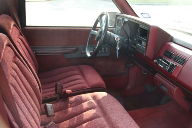 1992 Chevrolet C/K Pickup 1500 - photo 7