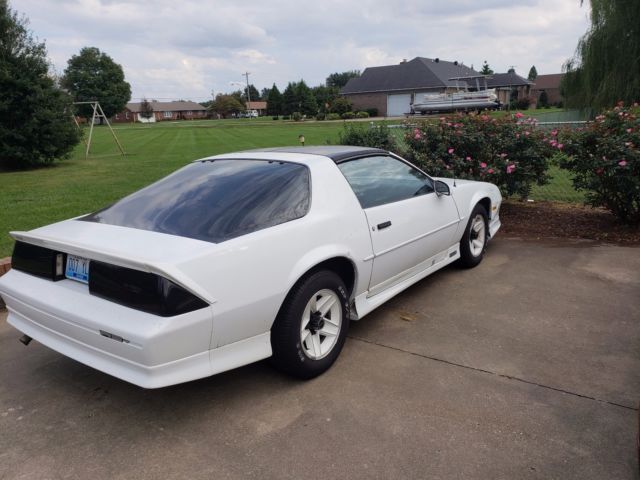 1992 Chevrolet Camaro RS - photo 2