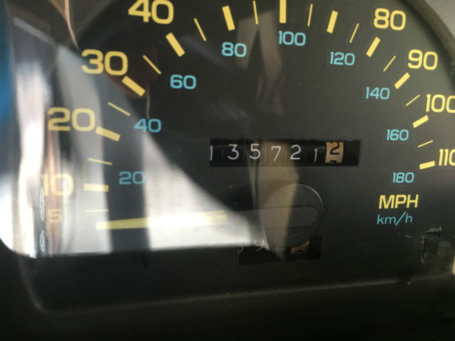 1992 Chevrolet Camaro - photo 9