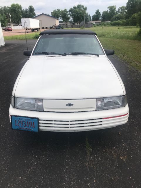 1992 Chevrolet Cavalier RA - photo 3