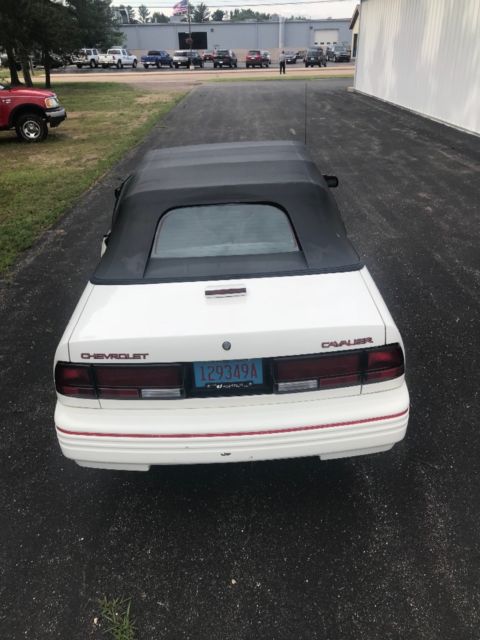 1992 Chevrolet Cavalier RA - photo 4