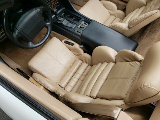 1992 Chevrolet Corvette CONVERTIBLE - photo 12