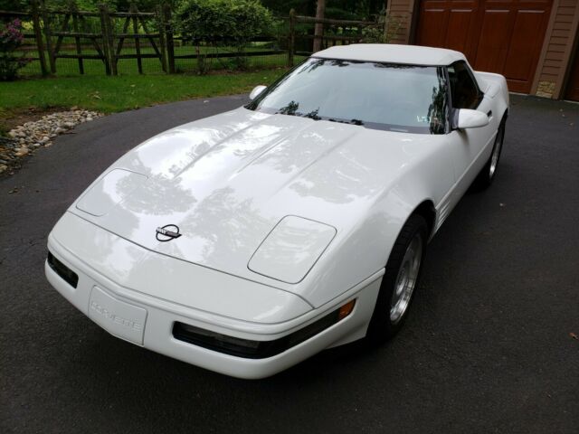 1992 Chevrolet Corvette CONVERTIBLE - photo 3