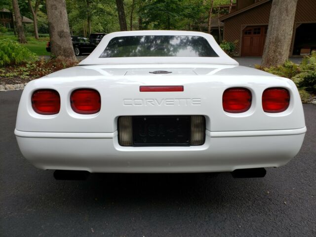 1992 Chevrolet Corvette CONVERTIBLE - photo 6