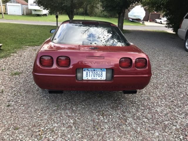 1992 Chevrolet Corvette 2 DOOR COUPE - photo 4