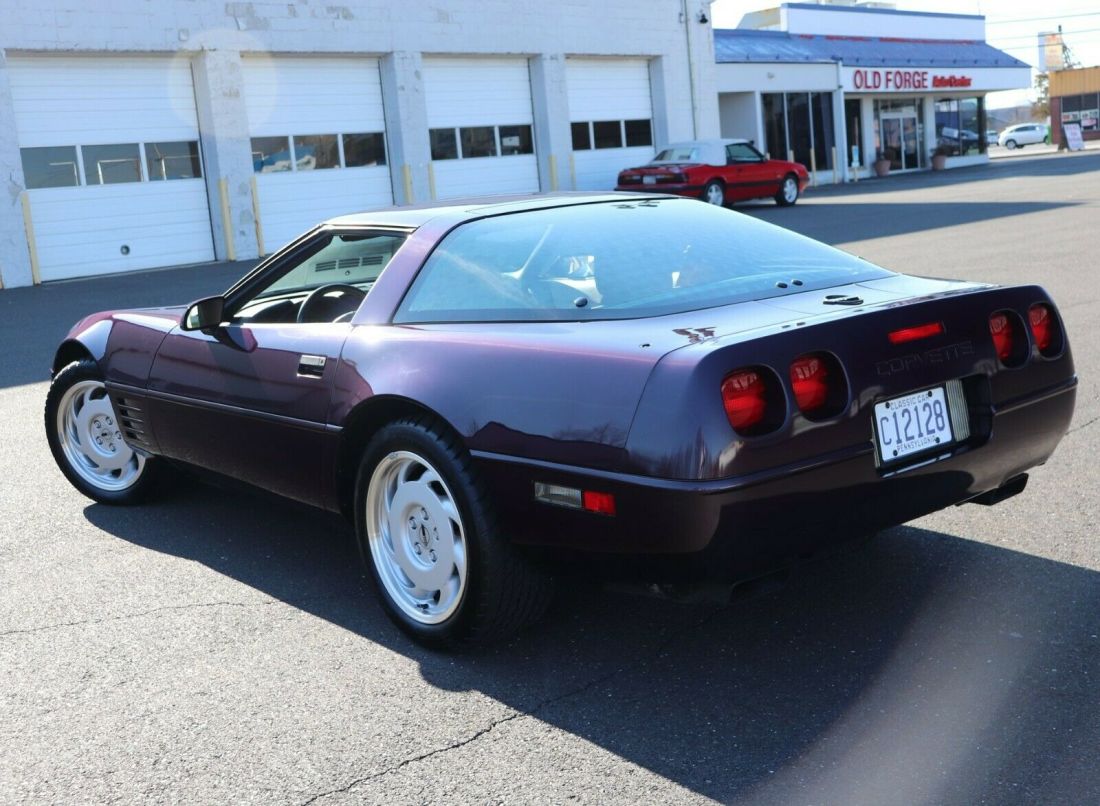 1992 Chevrolet Corvette - photo 8