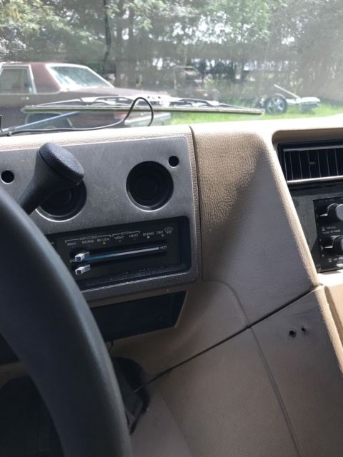 1992 Chevrolet G30 Cutaway Box truck - photo 12