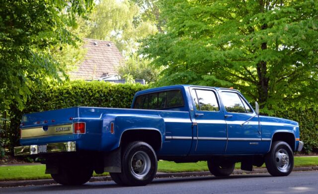 1992 Chevrolet C/K Pickup 3500 K30 - photo 4