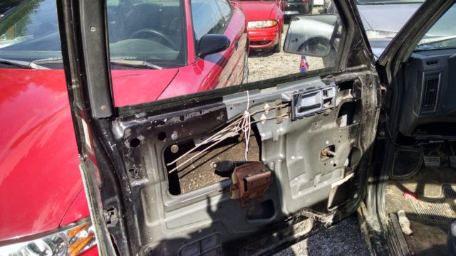 1992 Chevrolet S-10 REG BED - photo 6