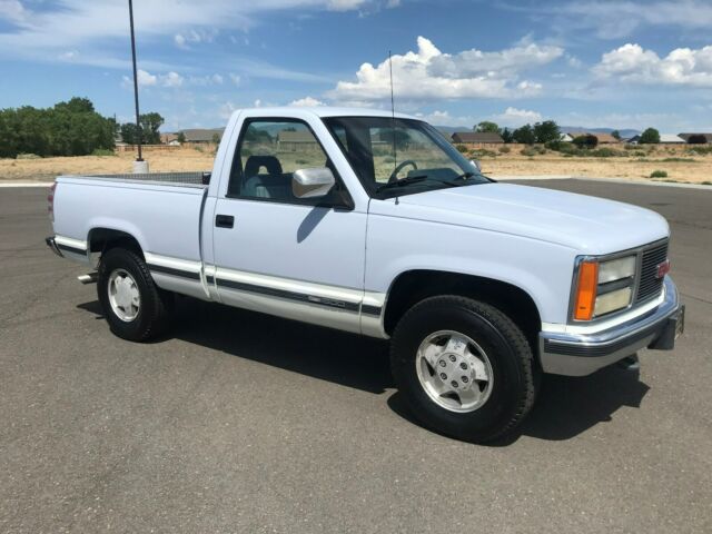 1992 CHEVY SHORT BED 4X4 350V8 5 SPEED RUST FREE 1992 Chevrolet C/K Pickup 1500 GMC
