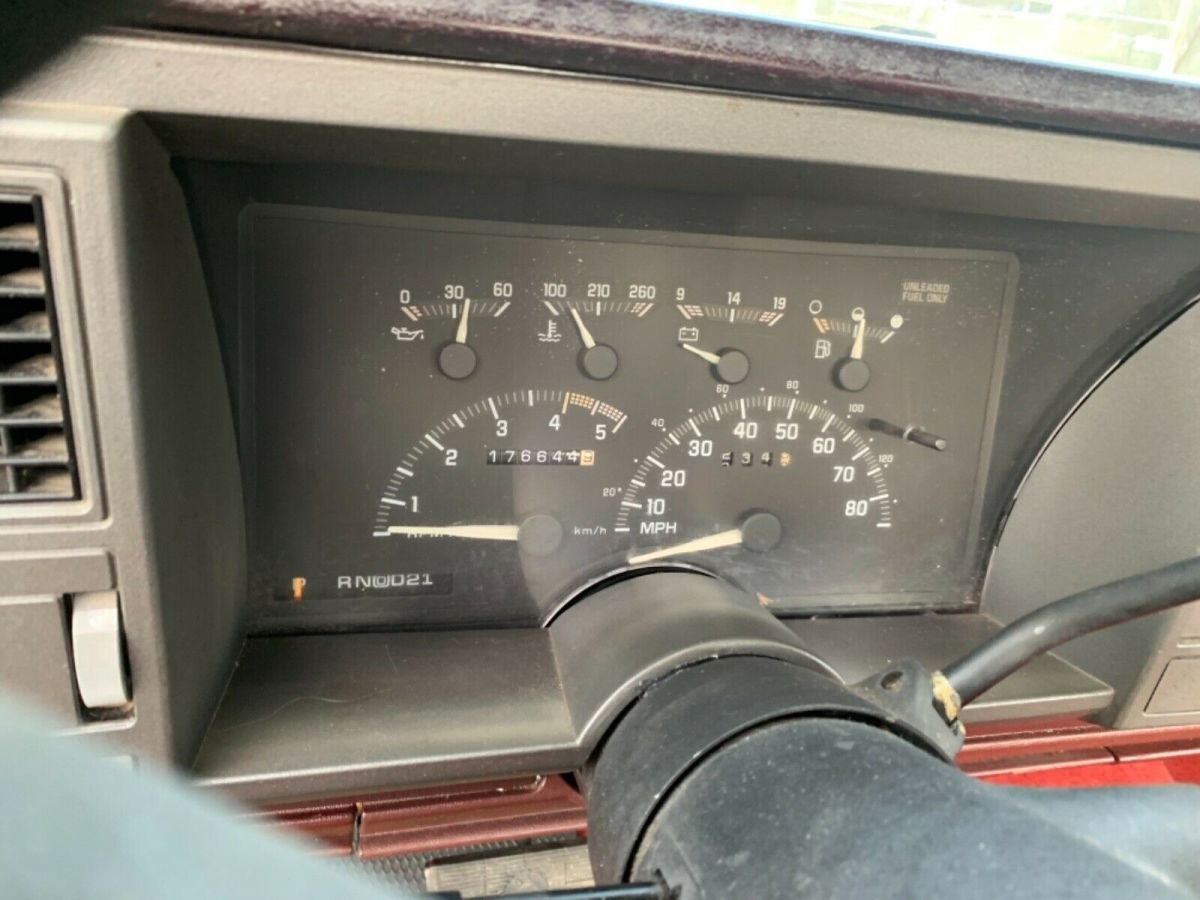 1992 Chevrolet C/K Pickup 1500 - photo 8