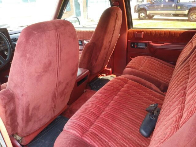 1992 Chevrolet Suburban - photo 4