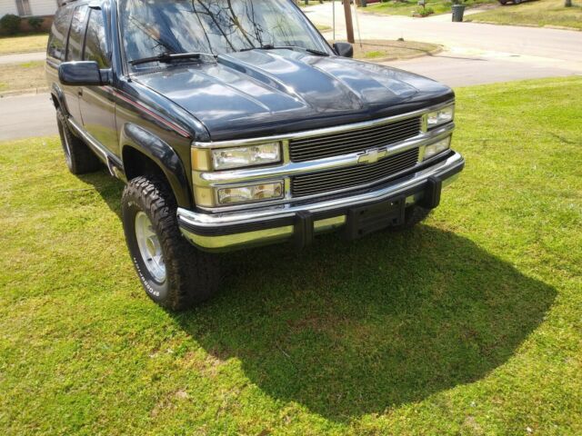 1992 Chevrolet Suburban - photo 9