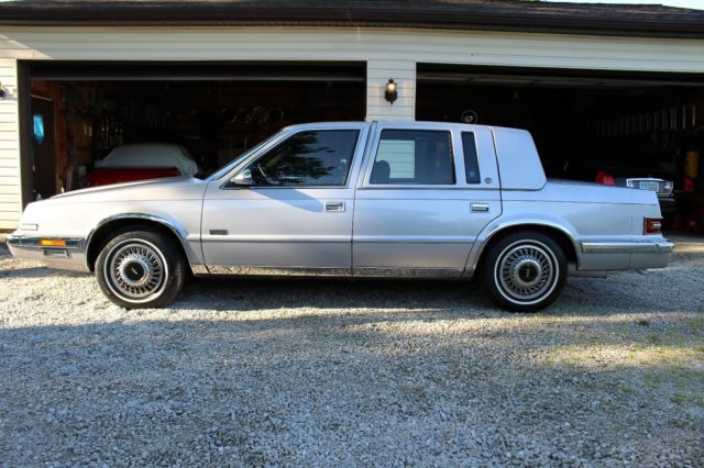 1992 Chrysler Imperial 1992 Chrysler Imperial 4 door sedan