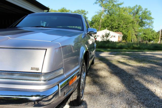 1992 Chrysler Imperial 4 door sedan - photo 5