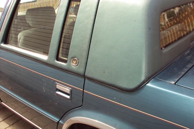 1992 Chrysler Imperial - photo 3