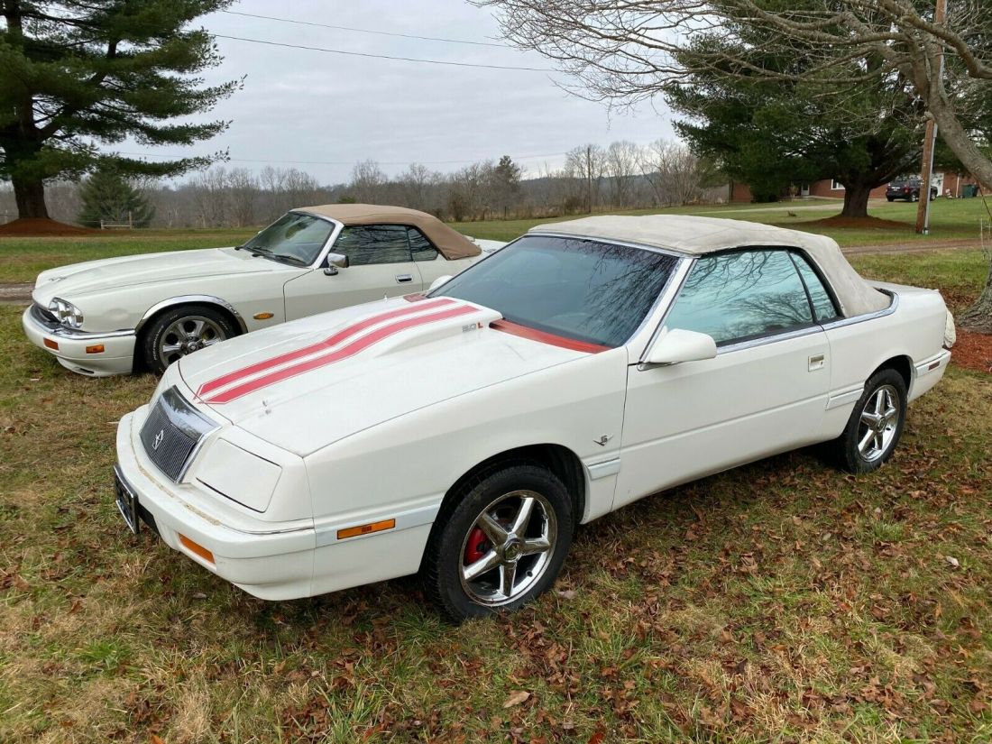 1992 Chrysler LeBaron - photo 3