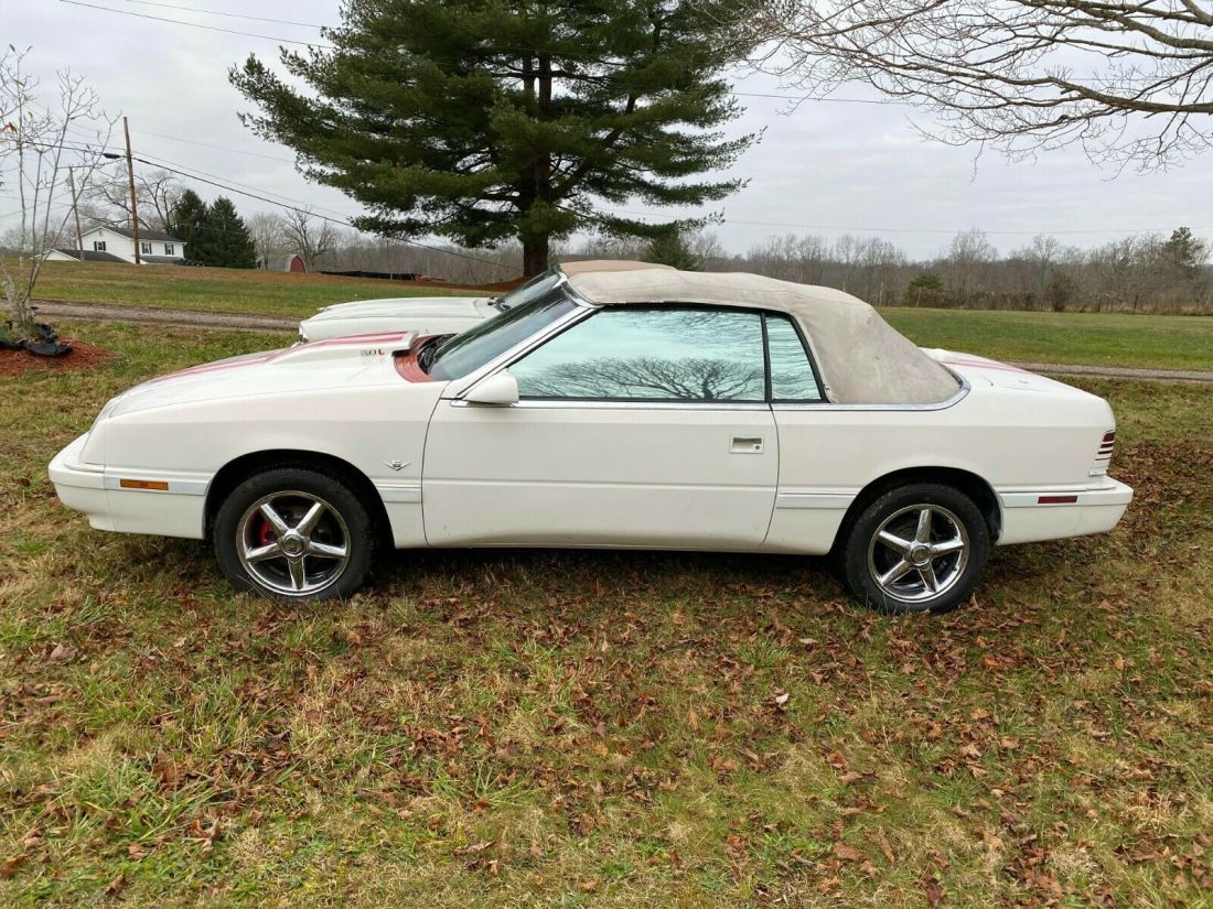 1992 Chrysler LeBaron - photo 4