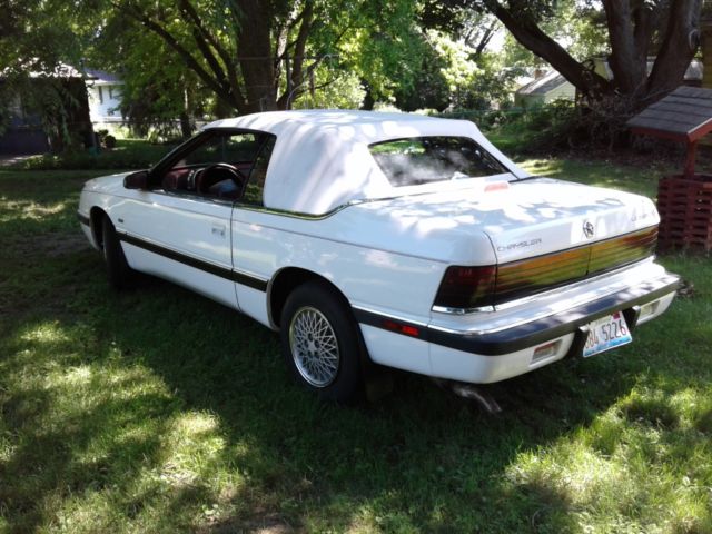 1992 Chrysler LeBaron Convertible - photo 3