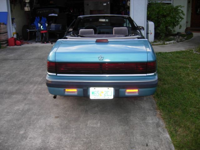1992 Chrysler LeBaron convertible - photo 2