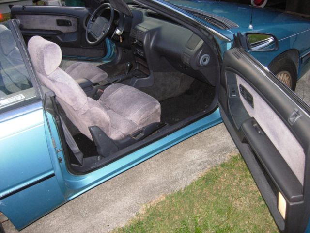 1992 Chrysler LeBaron convertible - photo 9