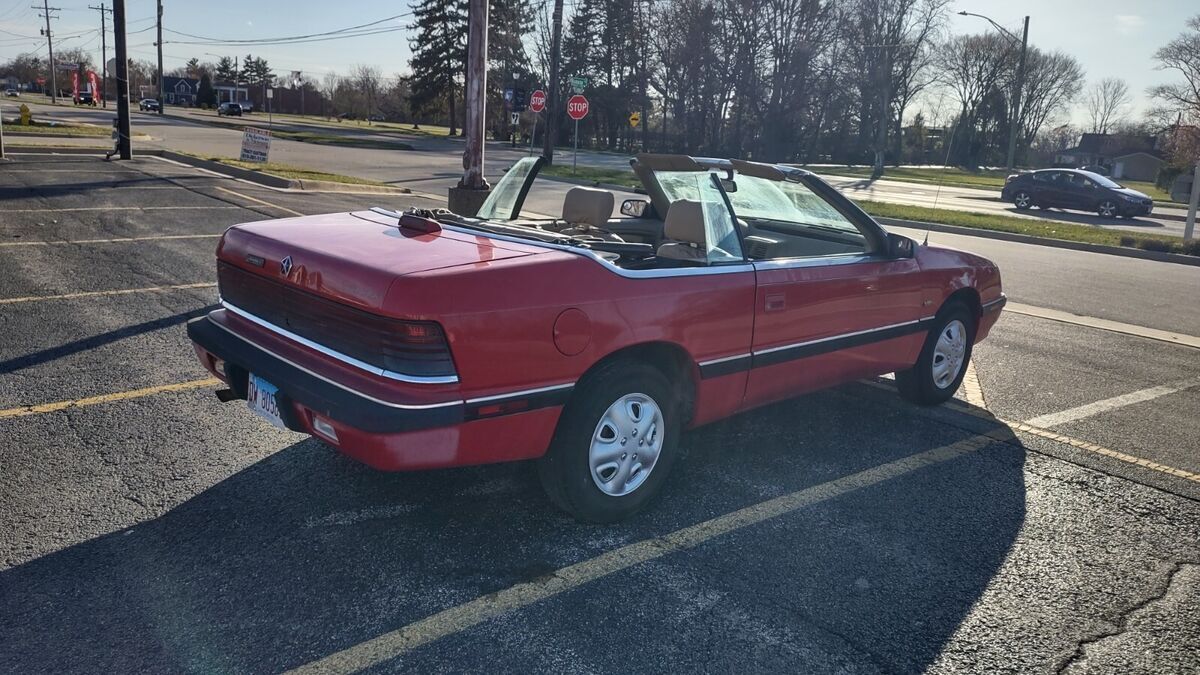 1992 Chrysler LeBaron - photo 3