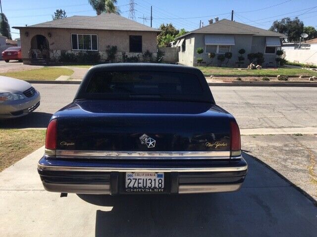 1992 Chrysler New Yorker - photo 3