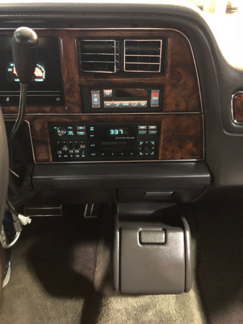 1992 Chrysler New Yorker Fifth Ave - photo 9