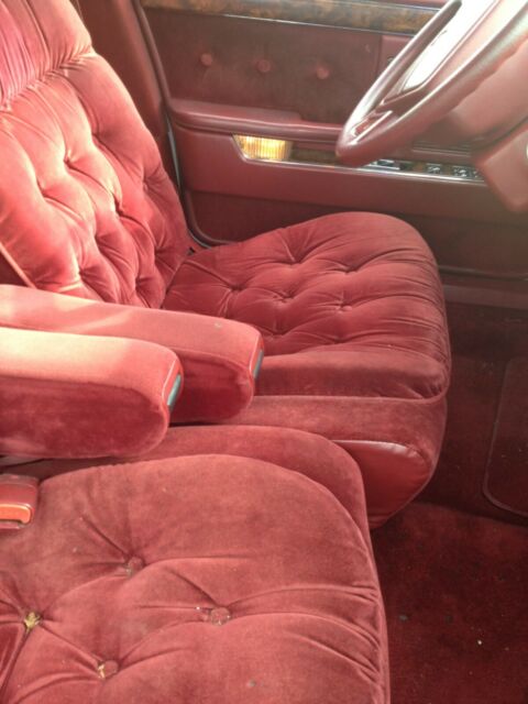 1992 Chrysler New Yorker Fifth Avenue - photo 8
