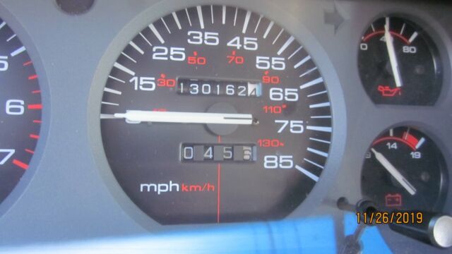 1992 Chrysler Cherokee Laredo - photo 2