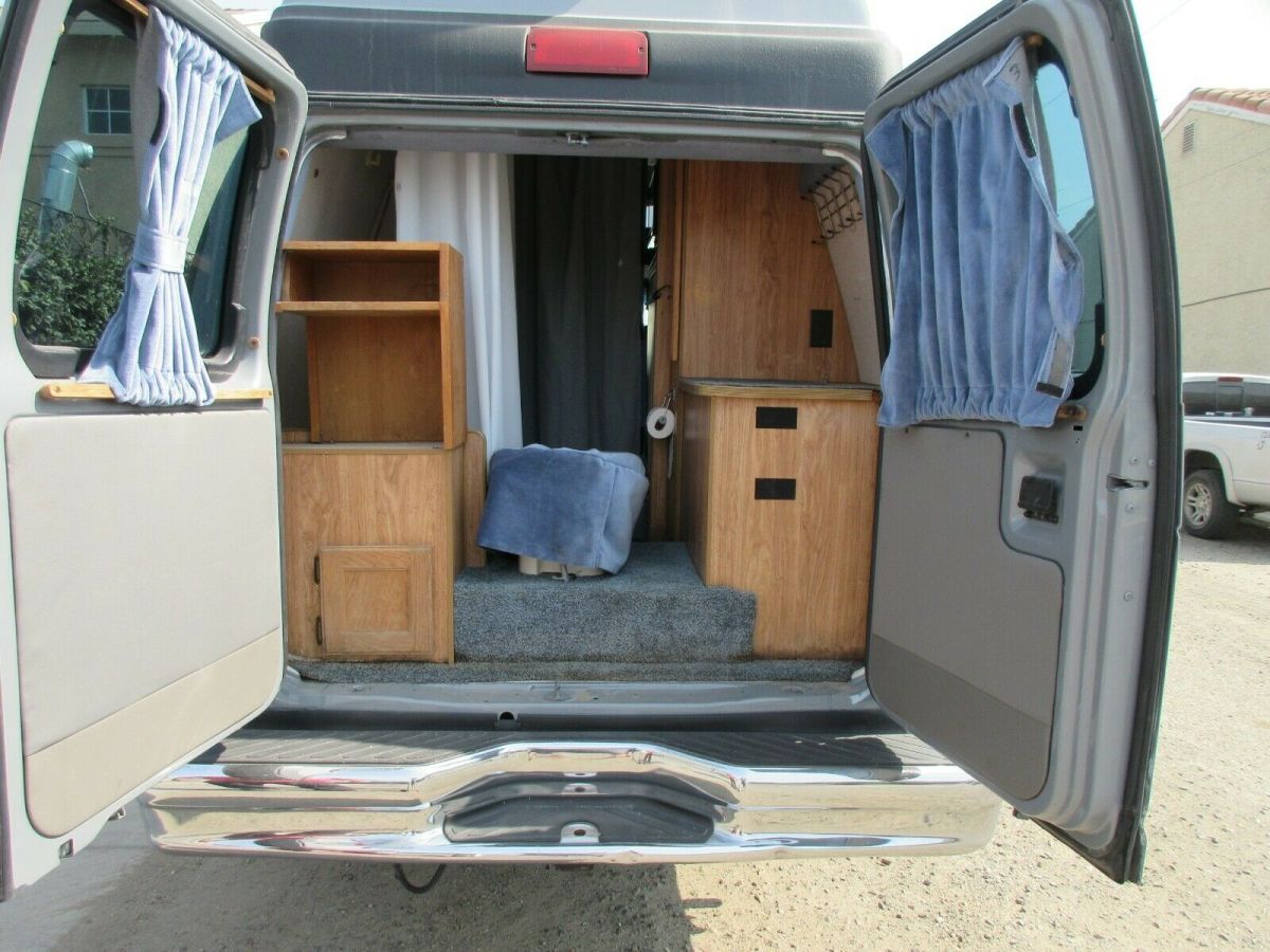 1992 Ford E-Series Van - photo 8