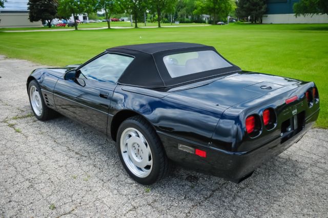 1992 Chevrolet Corvette Convertible - photo 11