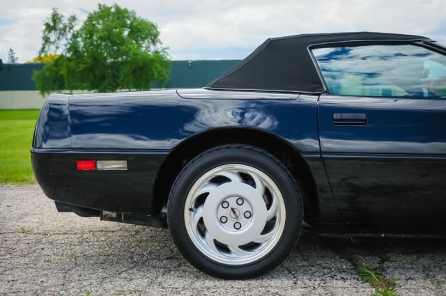 1992 Chevrolet Corvette Convertible - photo 13